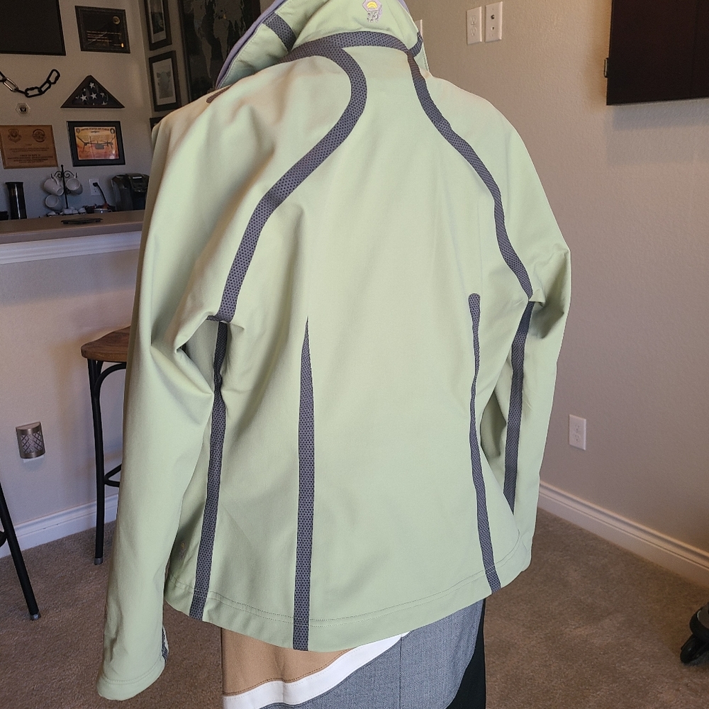 Ski Jacket - Picture 12 of 14